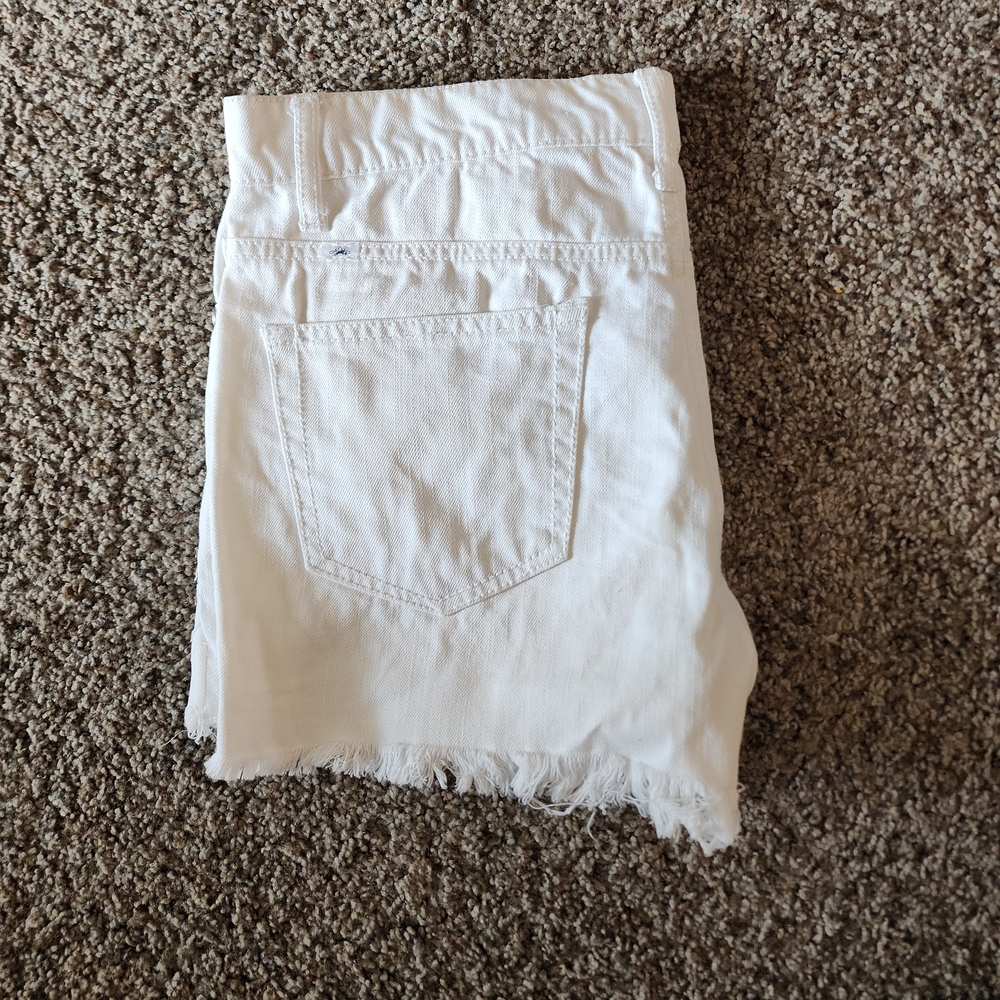 Almost Famous White Jean Shorts